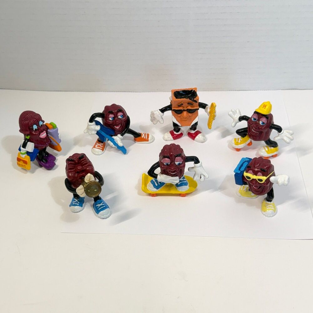 Vintage 1988 California Raisins Figurine Lot of 7 Applause PVC Toy Skateboarder